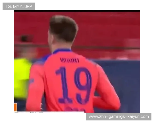 波尔图前场二过一配合撕开对方防线，前锋破门在即：从球场到生活的效率密钥