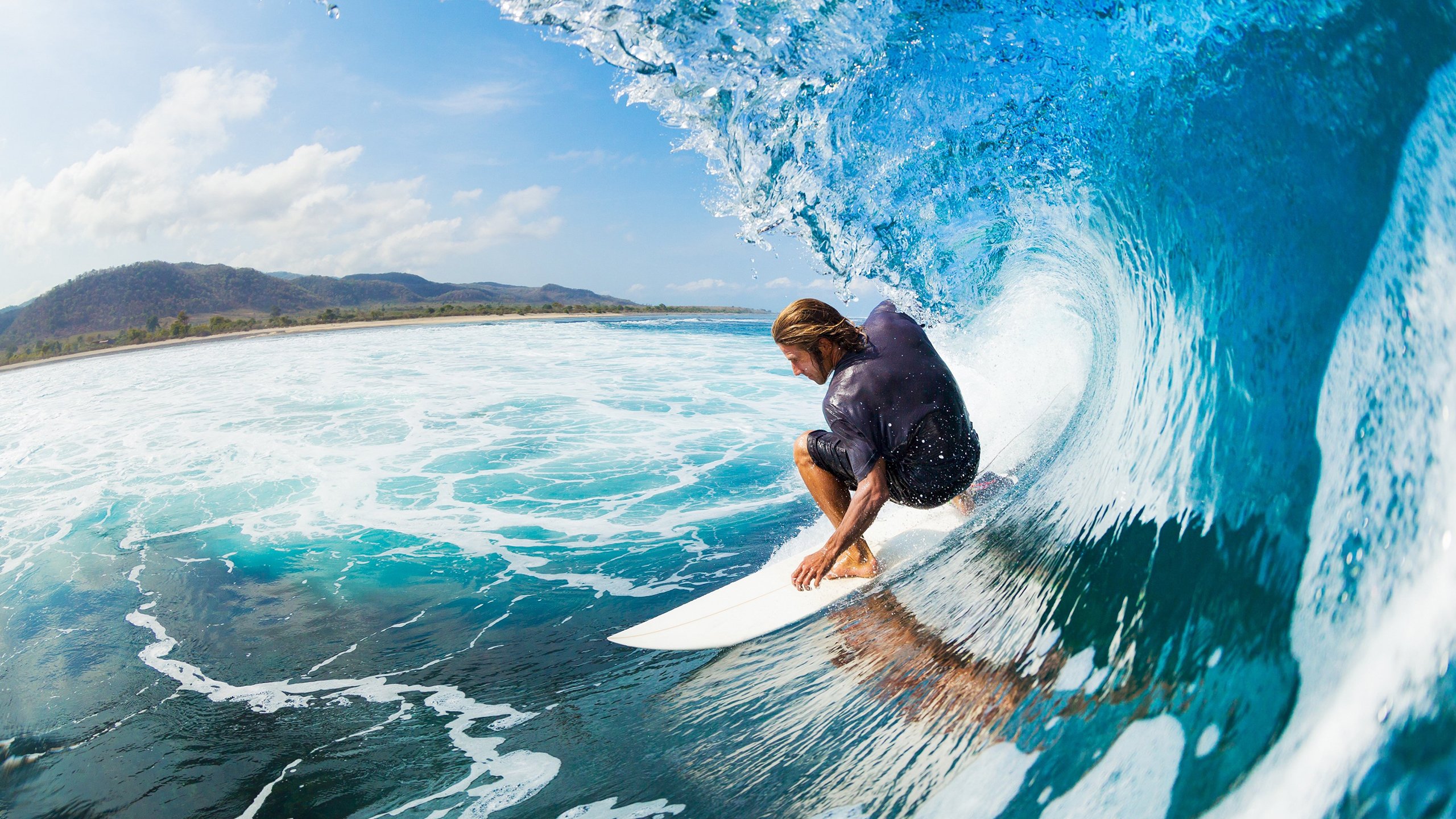 中国女排海外热身赛收获实战经验 技战术配合明显提升，女排海外球员